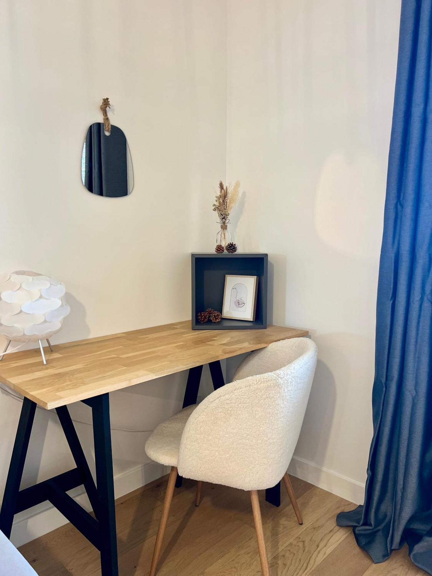 Larsenal Avec Parking, Centre De Apartamento
