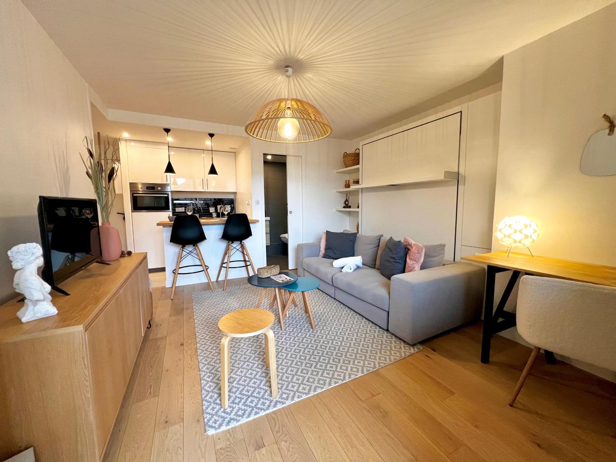 Larsenal Avec Parking, Centre De Apartment *